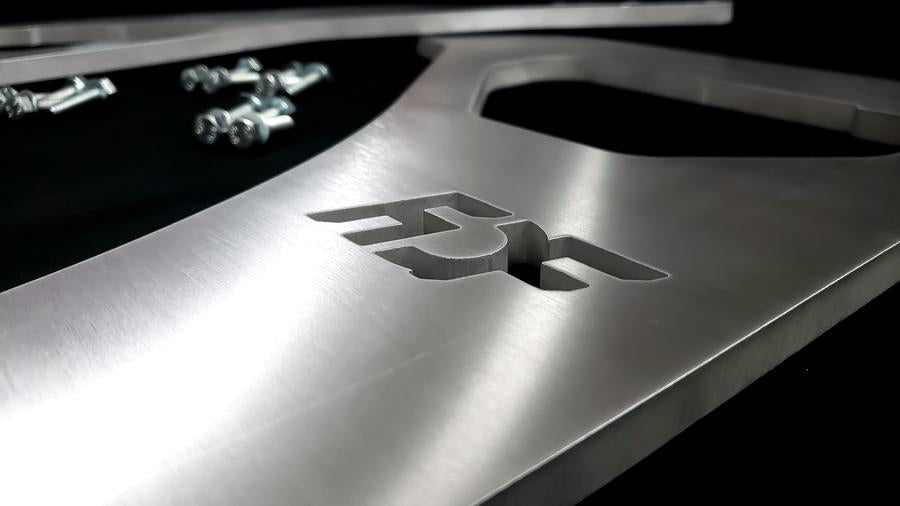 フェンダー 交換用フェンダーブレース14-16 3用（フロント運転席側）MA1244101 Replacement Fender Brace for フロントフェンダーブレースの通販